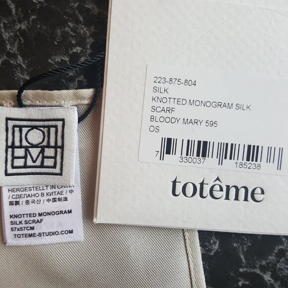 TOTEME !  100% Silk Scarf With knotted Monogram (57X57CM) - Picture 5 of 10